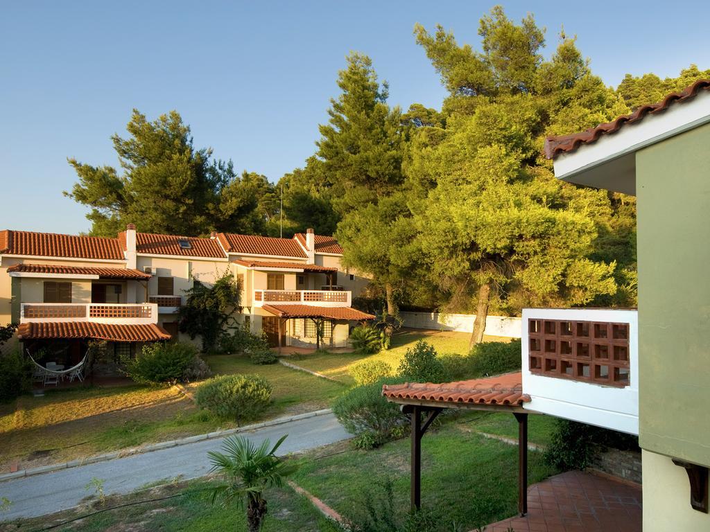 Amaryllis Summer Maisonettes Possidi Room photo
